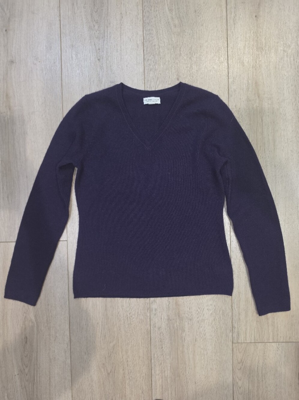 Adrienne Vittadini 100% 2-Ply Cashmere Plum Purple V-Neck Sweater Women's Medium